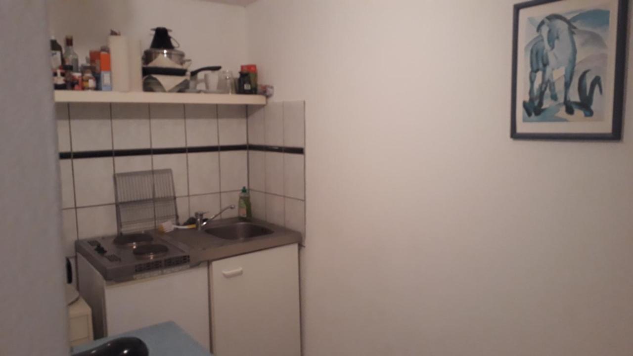 Roter Backstein Apartment 1 Майнц Екстериор снимка